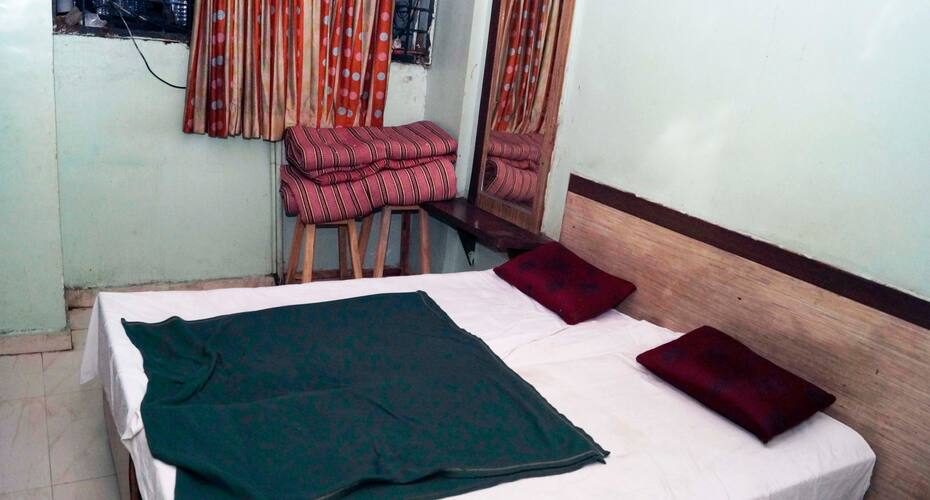 Sai Shivneri Lodge, Shirdi 5